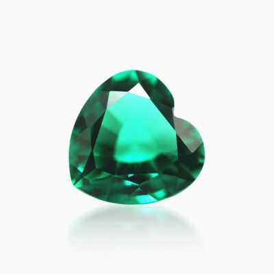 heart cut lab grown emerald 1