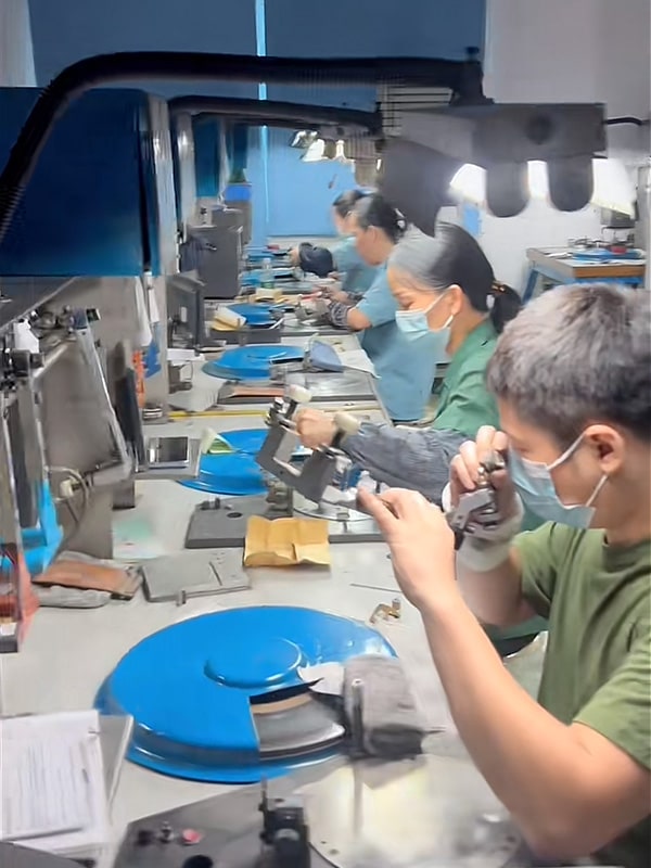 custom jewelry manufacturing