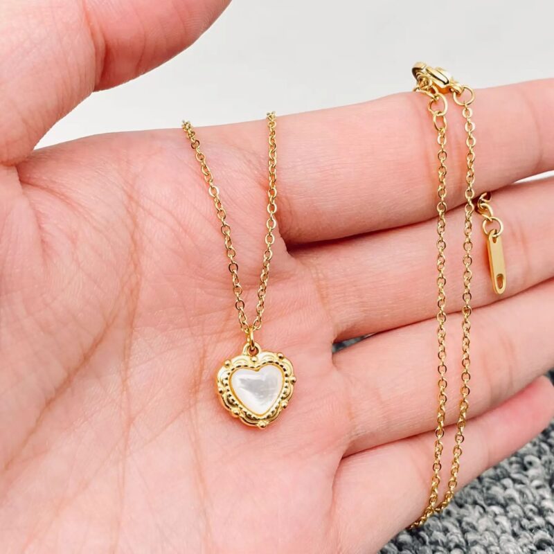 Heart Shaped Shell Pendant Necklace in 18K Gold Plating 6